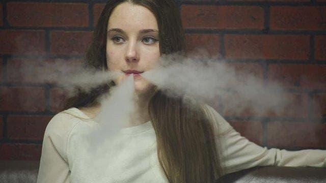 elektronická cigareta bez nikotinu průvodce výběrem, údržbou a bezpečným vapováním pro začátečníky