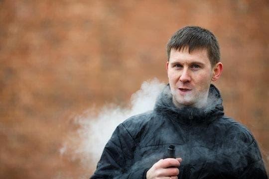 Praktický návod jak kourit e cigaretu bezpečně tipy pro začátečníky a časté chyby