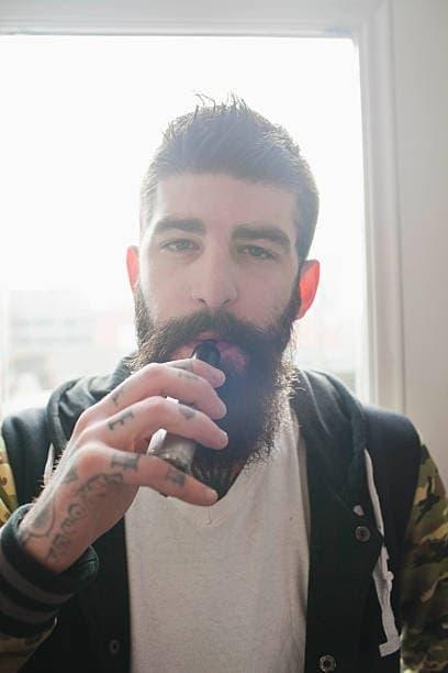 Aktuální recenze e cigareta ego t 2025, kde koupit výhodně a jak ji správně používat