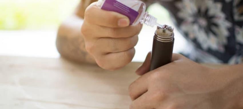 Náplně do elektronické cigarety - průvodce výběrem nejlepších příchutí, složení a bezpečnostní tipy