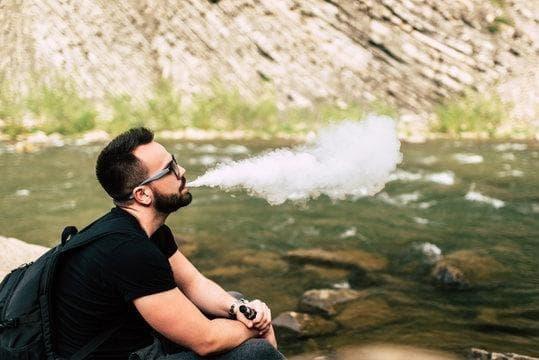 co měnit u elektronicke cigarety, praktické tipy na výměnu žhavicí hlavy baterie a údržbu